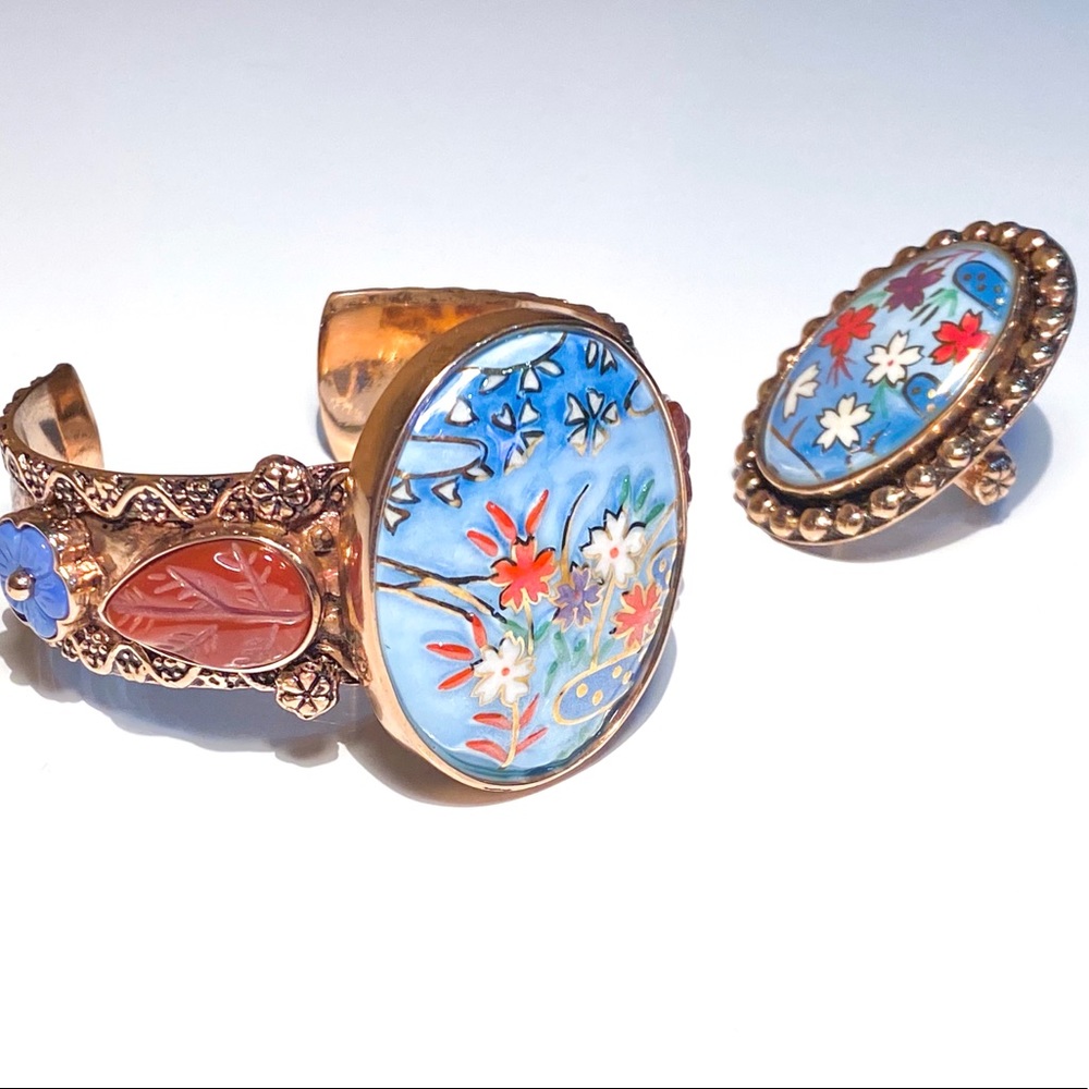Amy Kahn Russell Bronze Ring with Hand-painted Oval Floral Center, Oversized - Picture 3 of 15